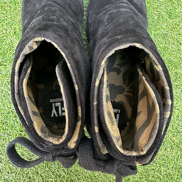 Fly London Boots Yebi‎ Womens Size 10 Black Suede Leather Wedge Booties - Picture 8 of 9